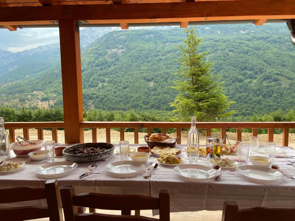 Bujtina Malaj Hotell Valbona Exteriör bild